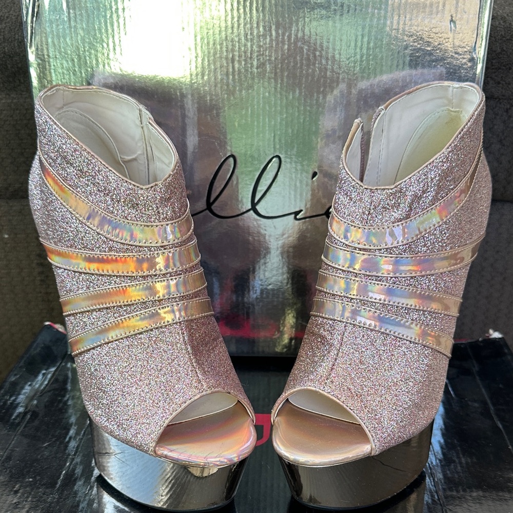 Elle Glitter Peep-Toe Heels in Gold and Silver